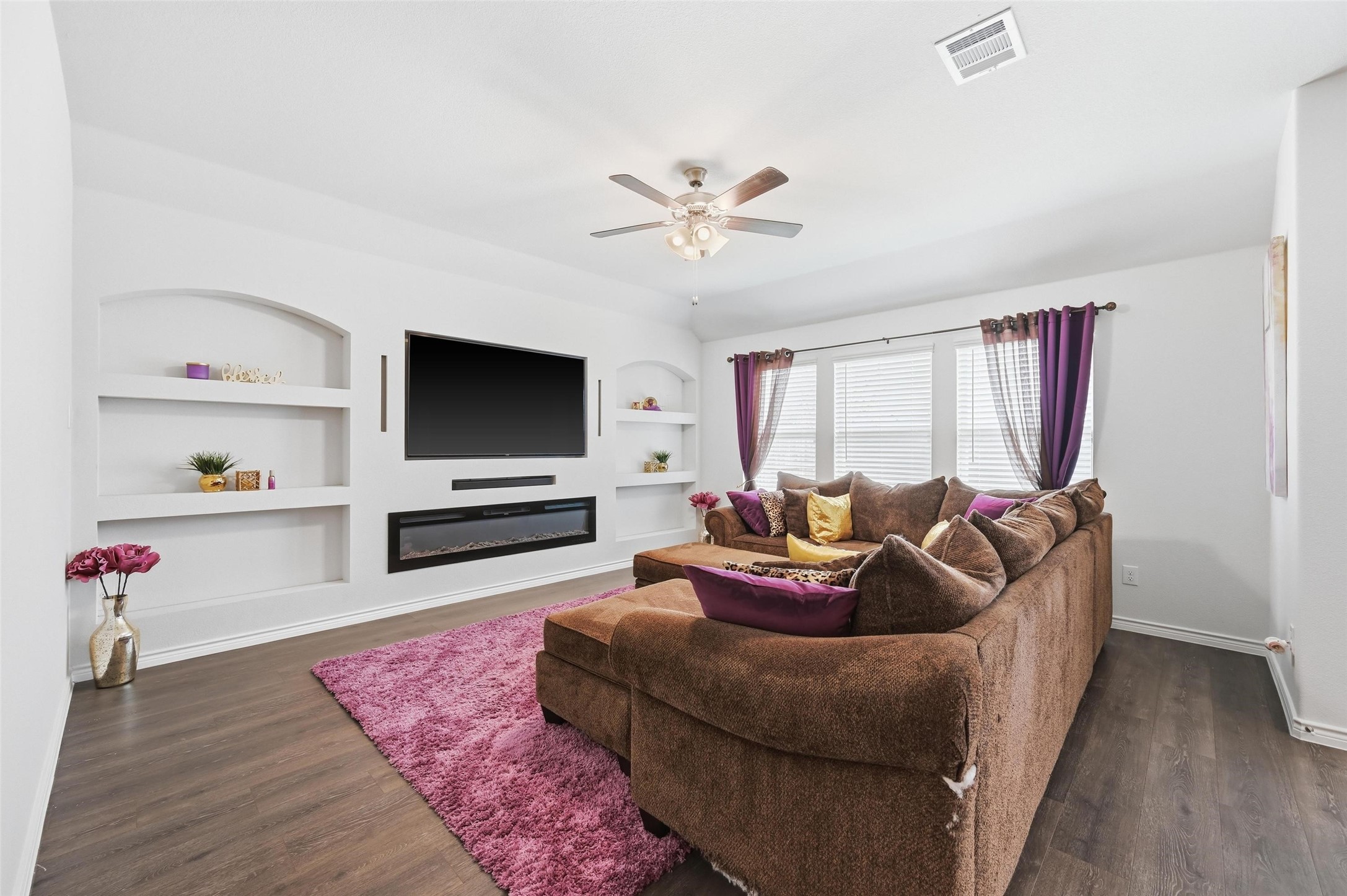 762 Fort Lane Fate TX 75189