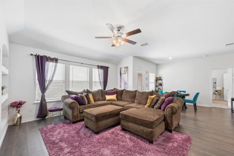 762 Fort Lane Fate TX 75189