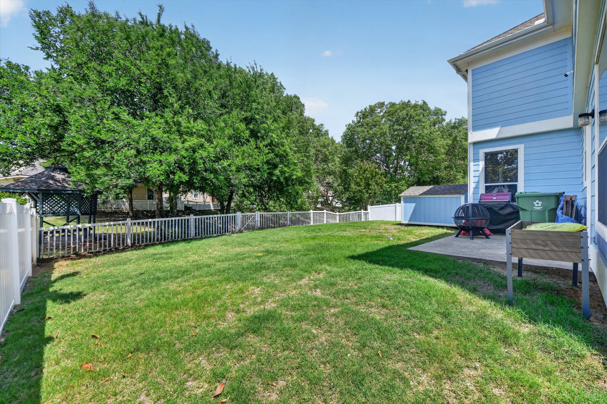 10205 Lakeview Drive Providence Village TX 76227
