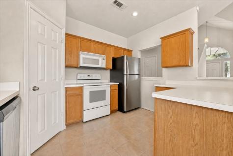 10205 Lakeview Drive Providence Village TX 76227