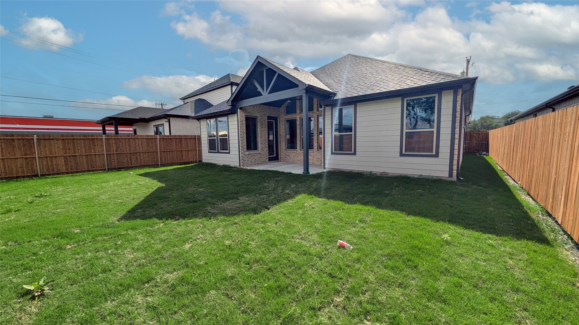 2337 SE 4th Street Grand Prairie TX 75051
