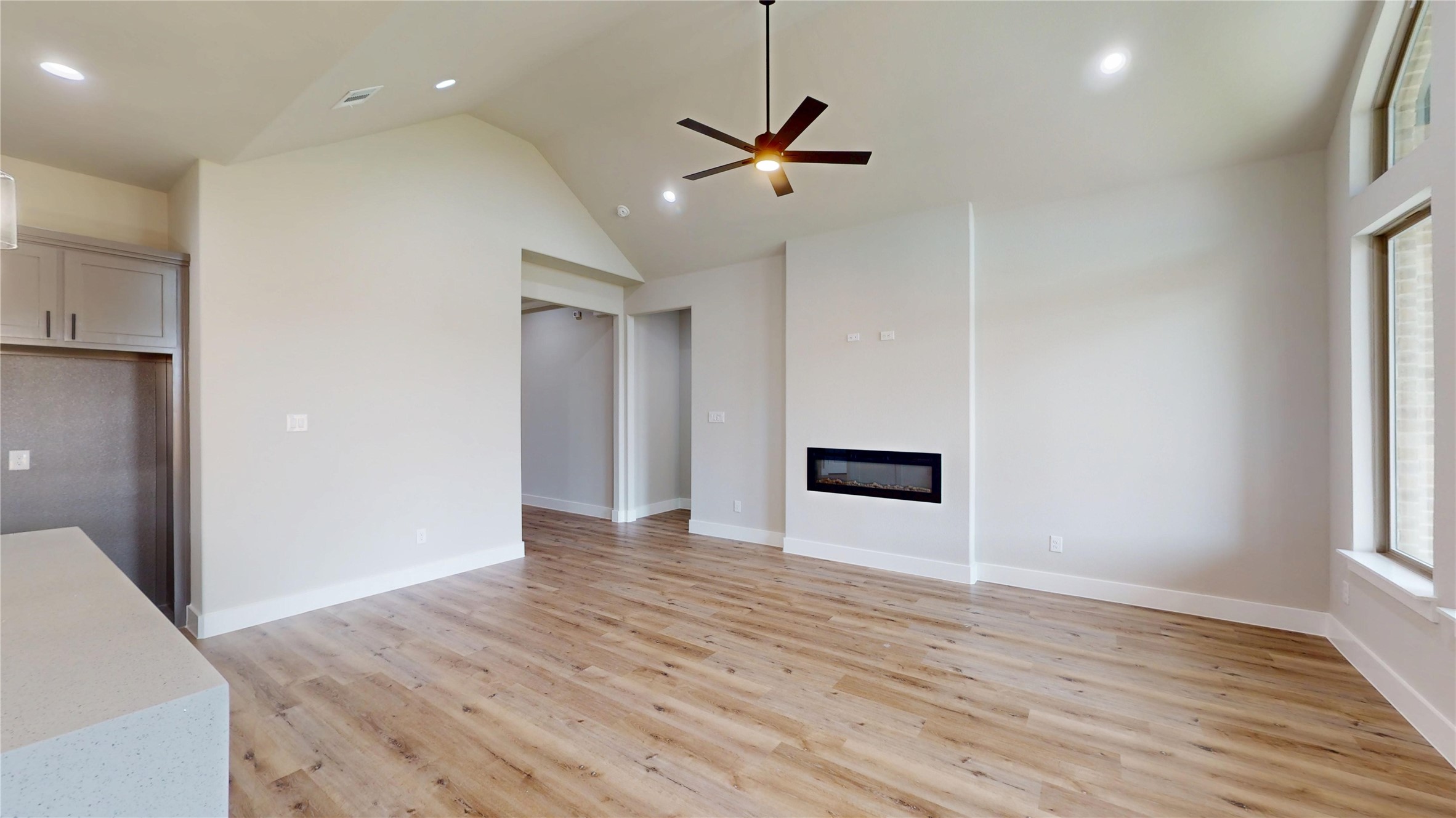 2337 SE 4th Street Grand Prairie TX 75051