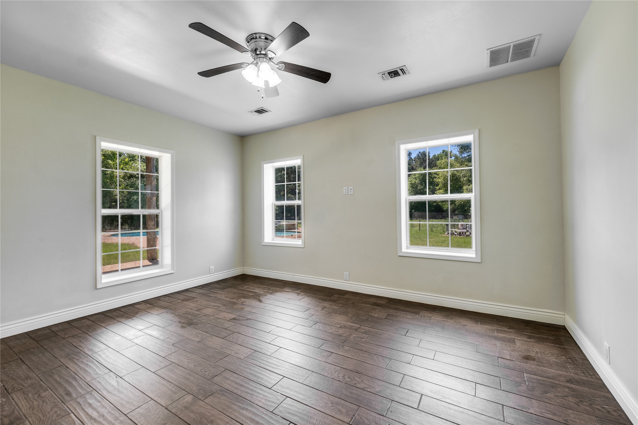 2455 An County Road 453 Palestine TX 75803