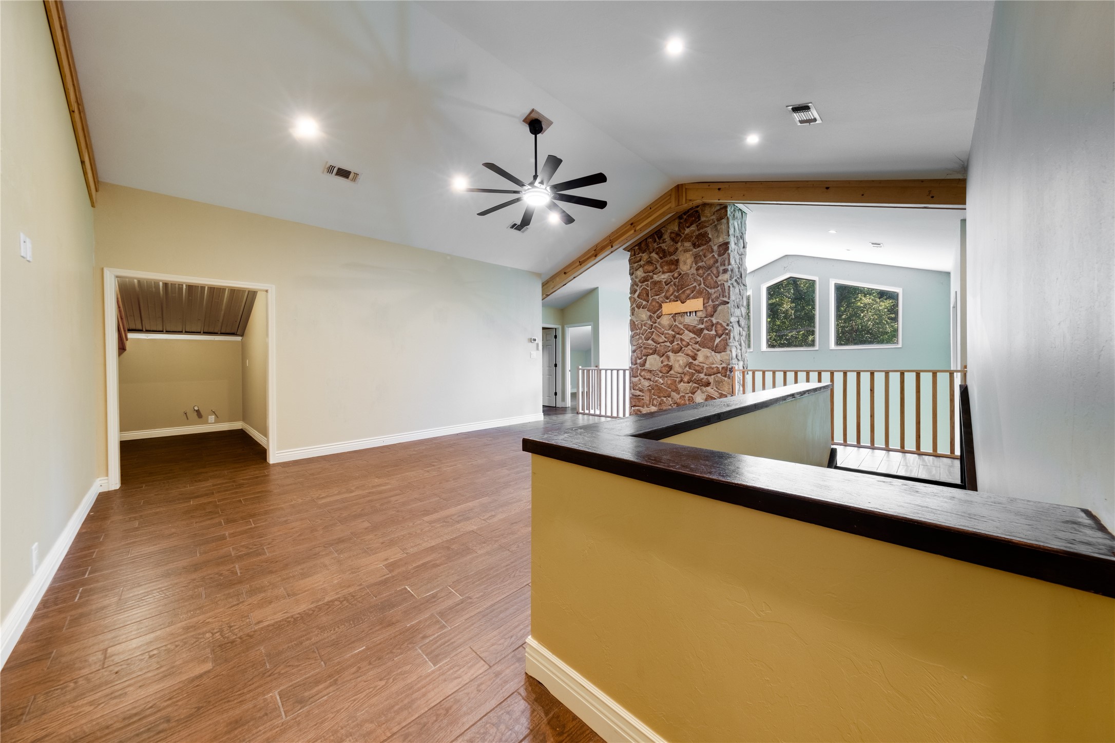 2455 An County Road 453 Palestine TX 75803