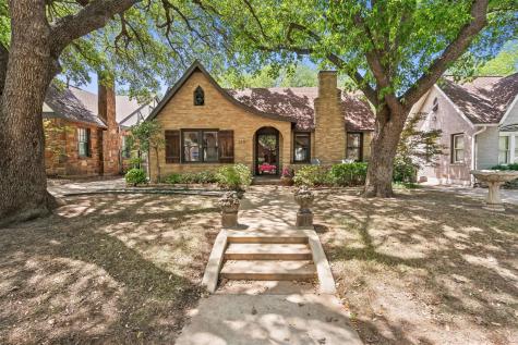 2716 Willing Avenue Fort Worth TX 76110