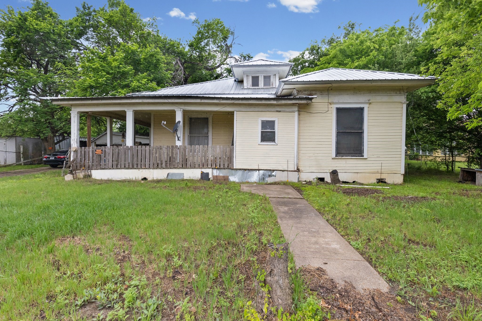 601 Gladys Street Lone Oak TX 75453