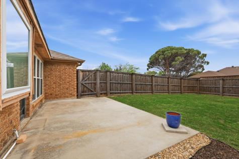 1638 Sunswept Terrace Lewisville TX 75077