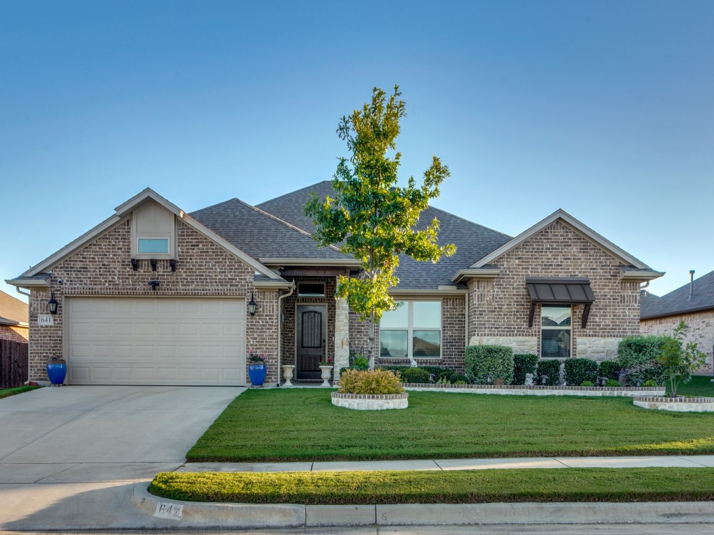 641 Piper Drive Saginaw TX 76179