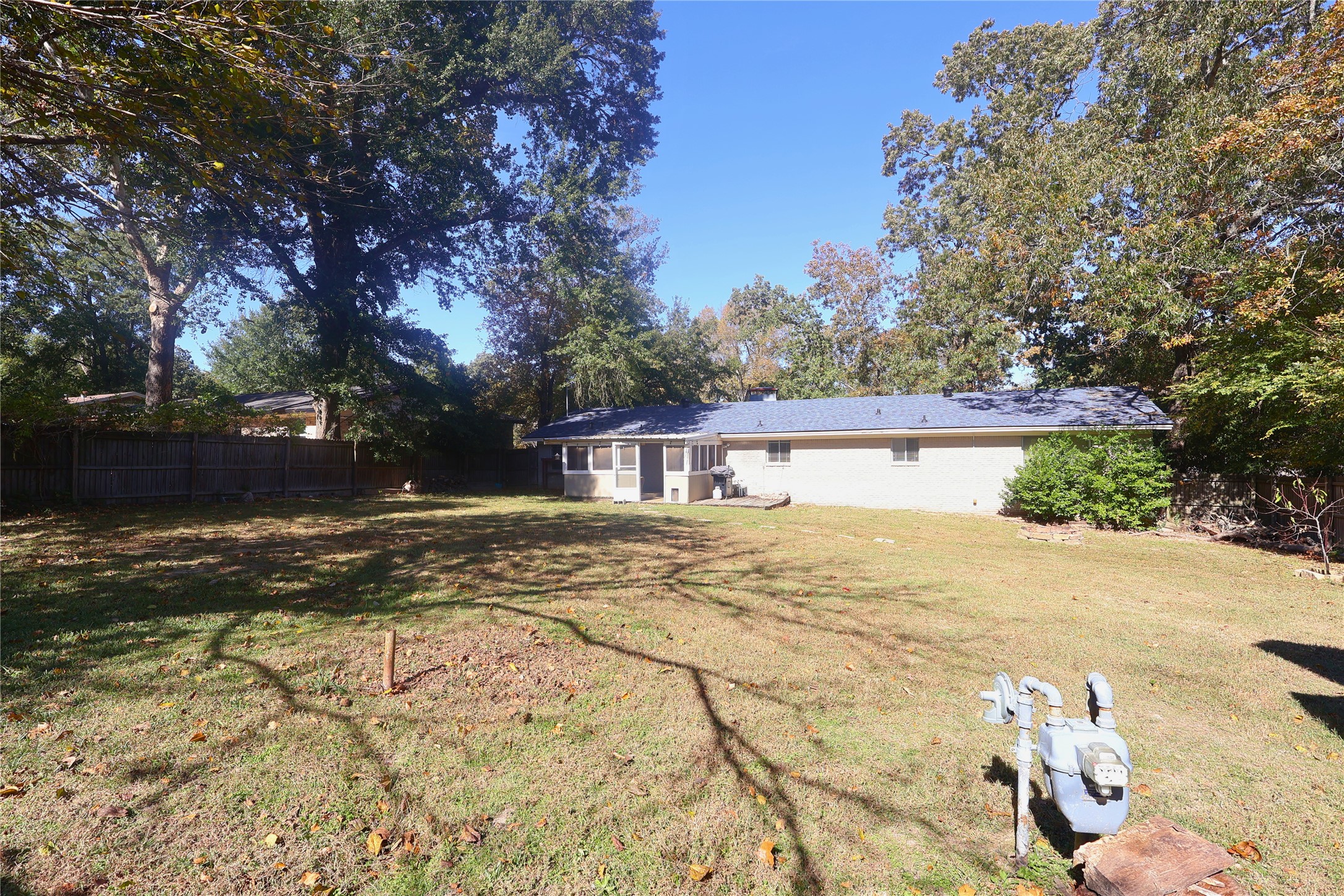 505 Colonial Drive Athens TX 75751