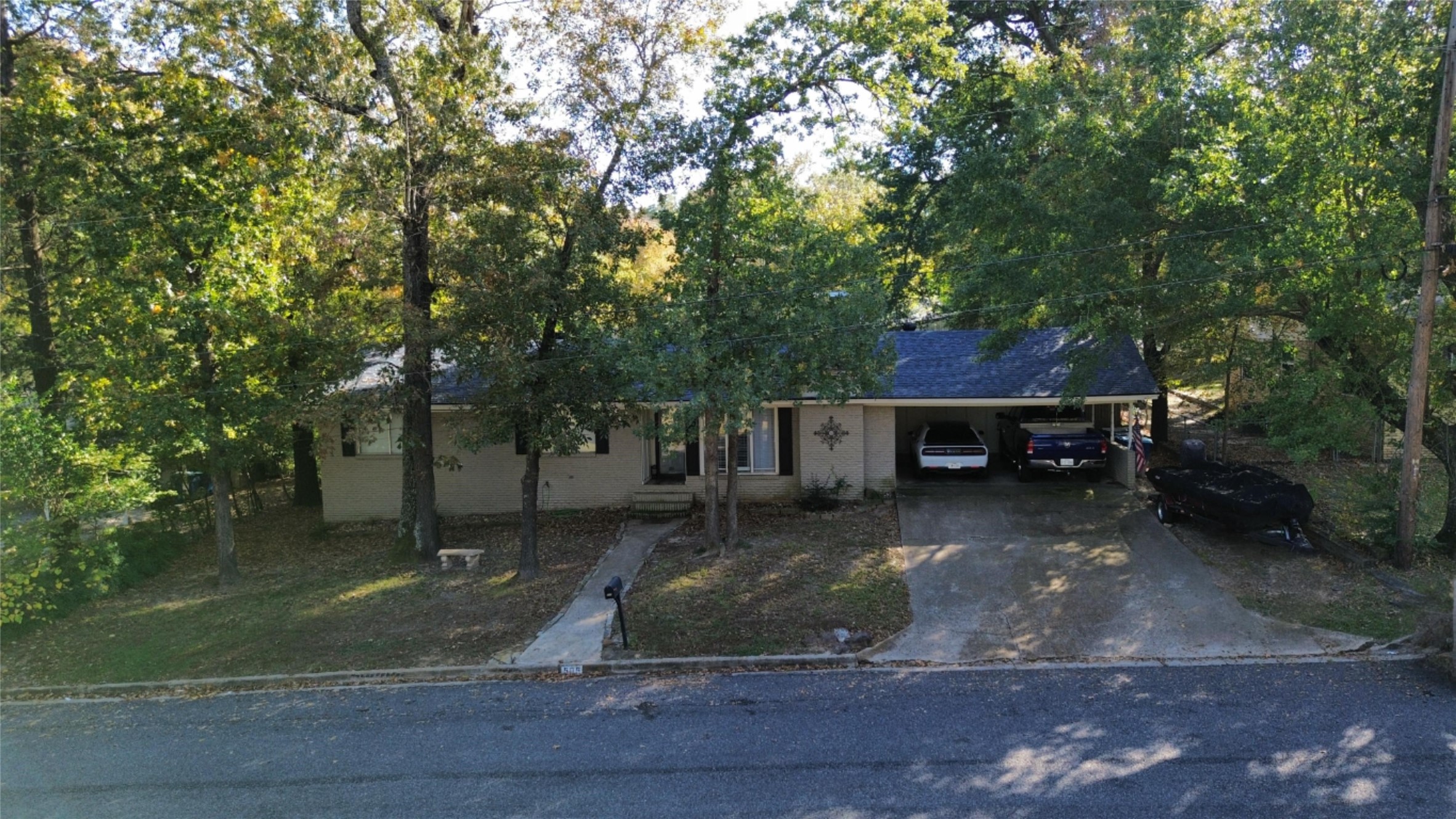 505 Colonial Drive Athens TX 75751