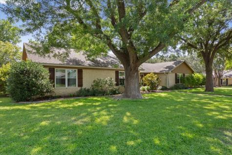 601 Ivy Ann Drive Woodway TX 76712