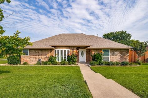 1809 Meadowview Drive Garland TX 75043