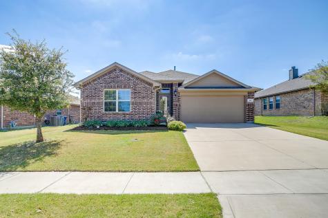 412 Blaze Court Burleson TX 76028
