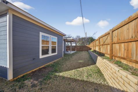 1913 E Myrtle Street Fort Worth TX 76104