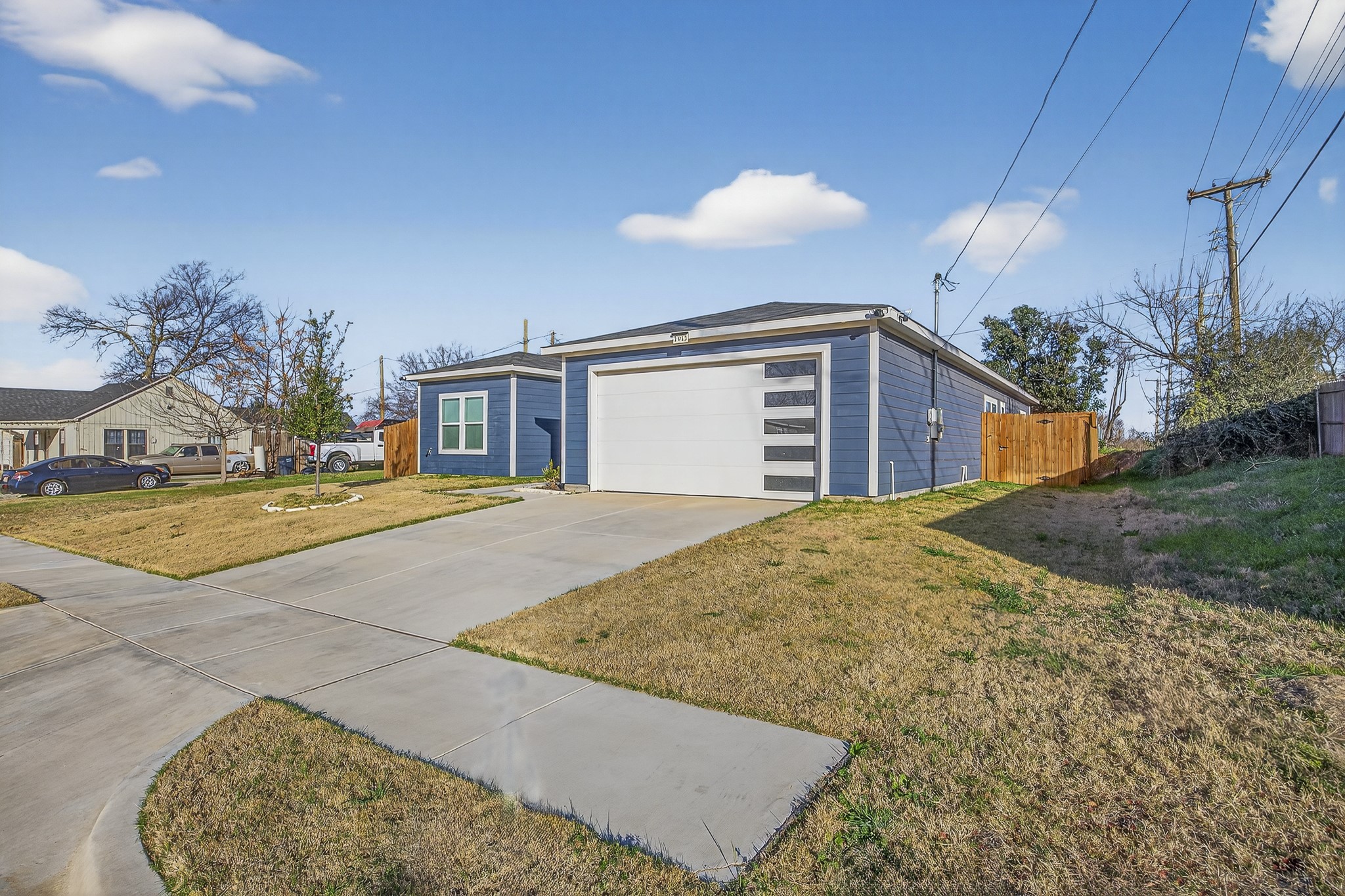 1913 E Myrtle Street Fort Worth TX 76104