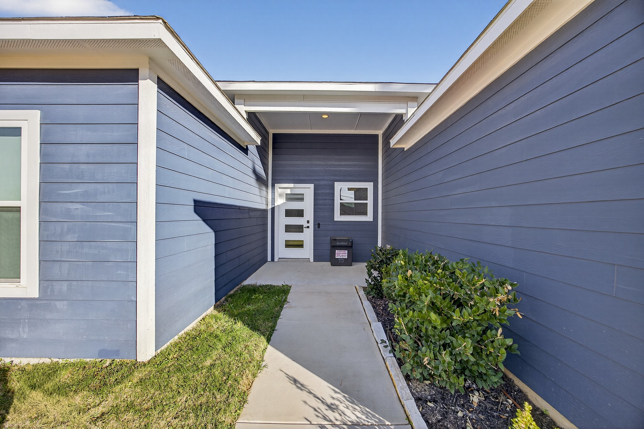 1913 E Myrtle Street Fort Worth TX 76104