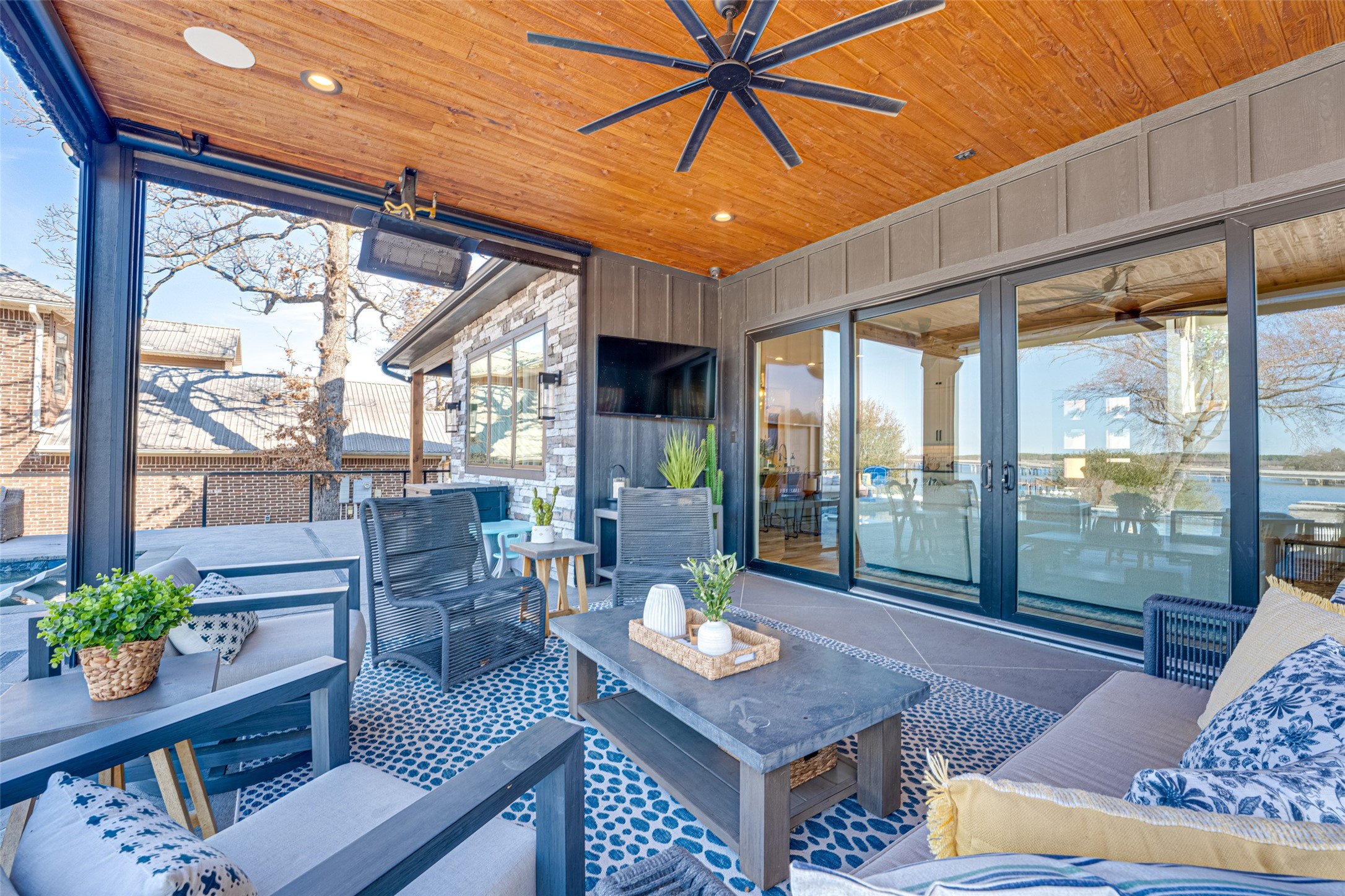 5629 Lakeshore Court Log Cabin TX 75148