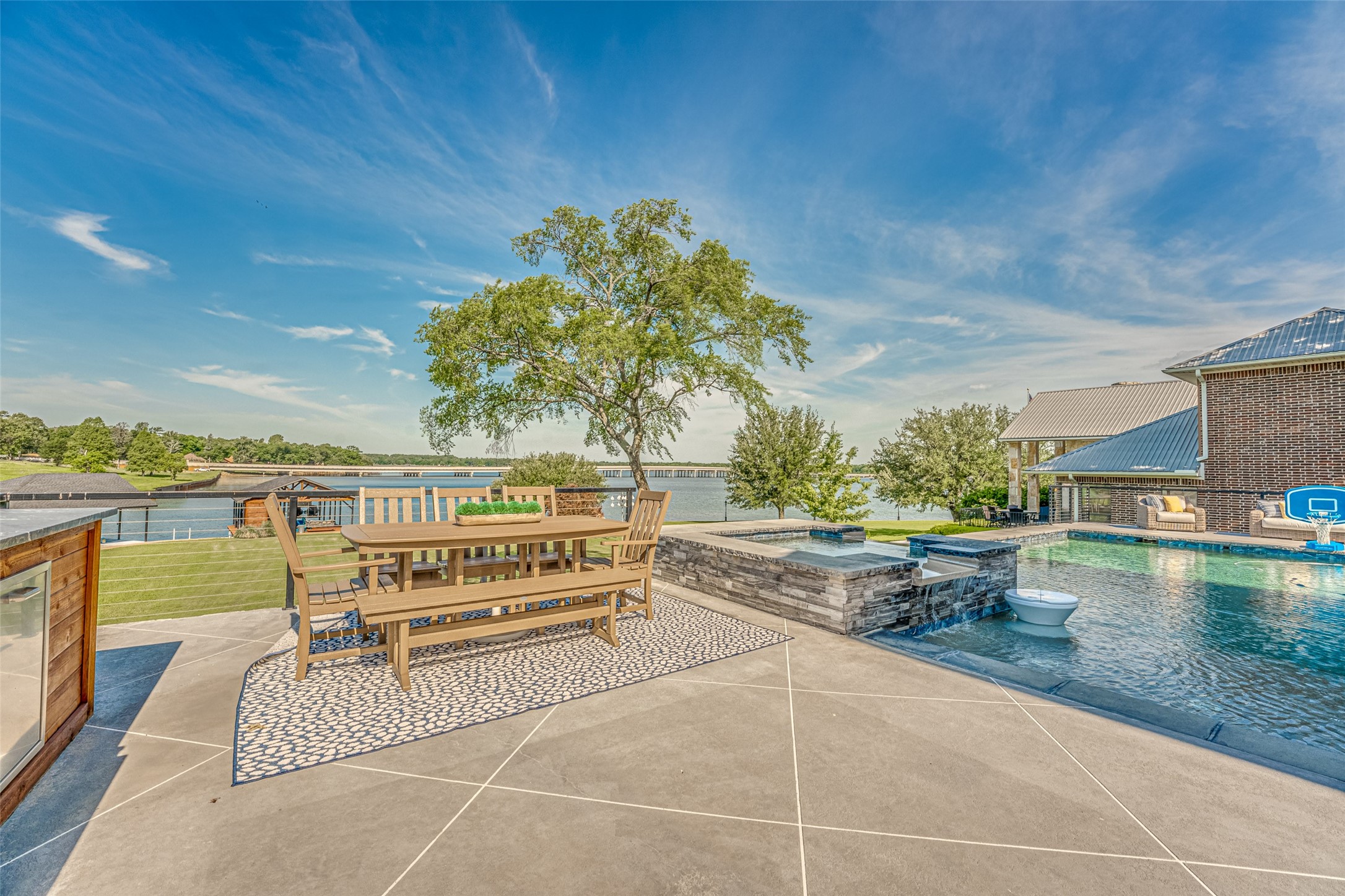 5629 Lakeshore Court Log Cabin TX 75148