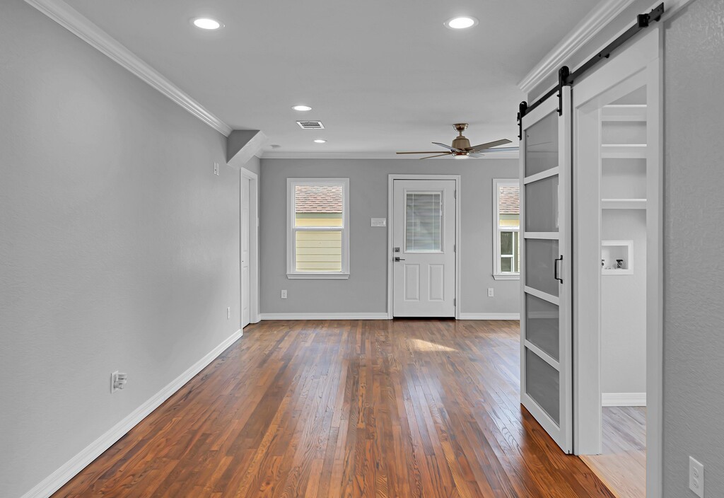 3213 S 3rd Street Waco TX 76706