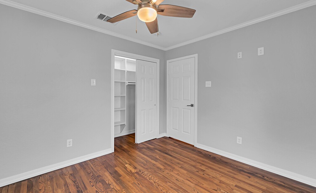 3213 S 3rd Street Waco TX 76706