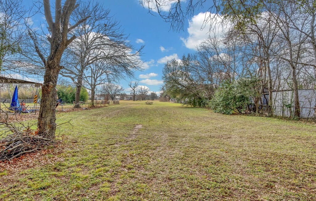 3213 S 3rd Street Waco TX 76706