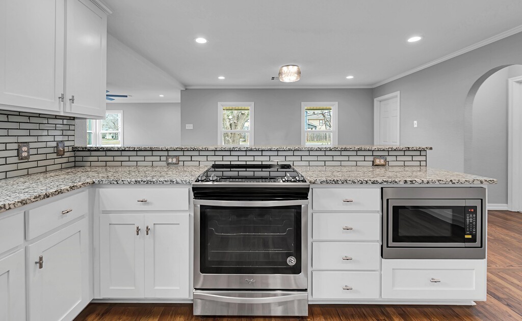 3213 S 3rd Street Waco TX 76706