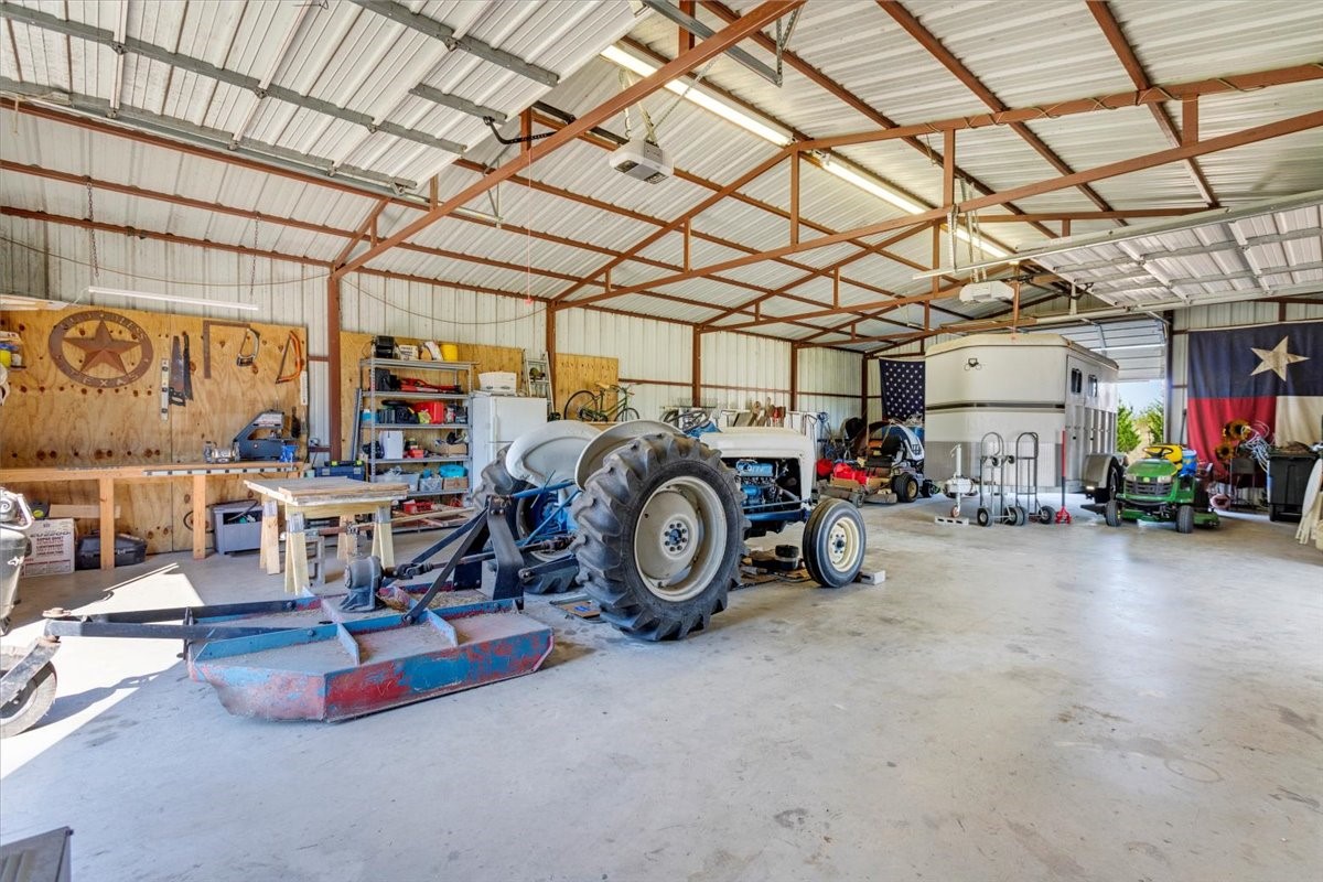 3050 Wolf Front Road Van Alstyne TX 75495