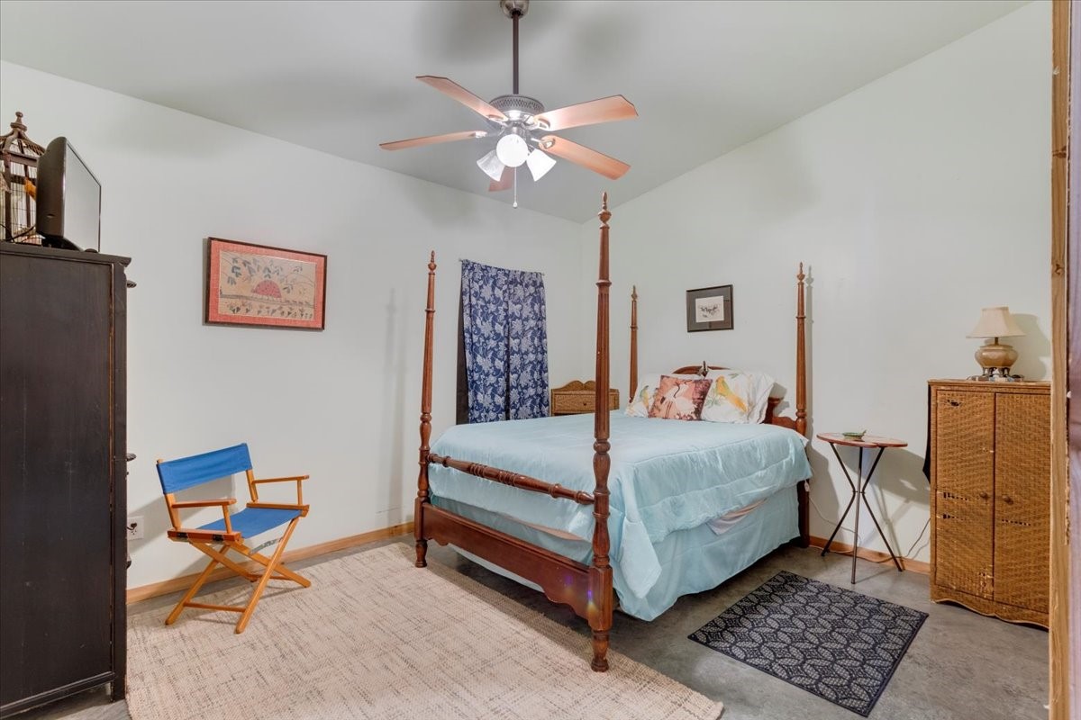3050 Wolf Front Road Van Alstyne TX 75495