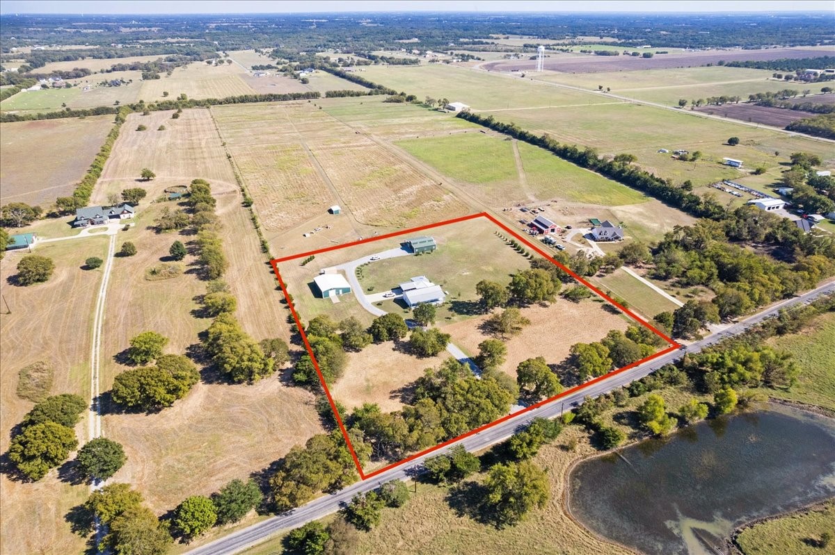3050 Wolf Front Road Van Alstyne TX 75495