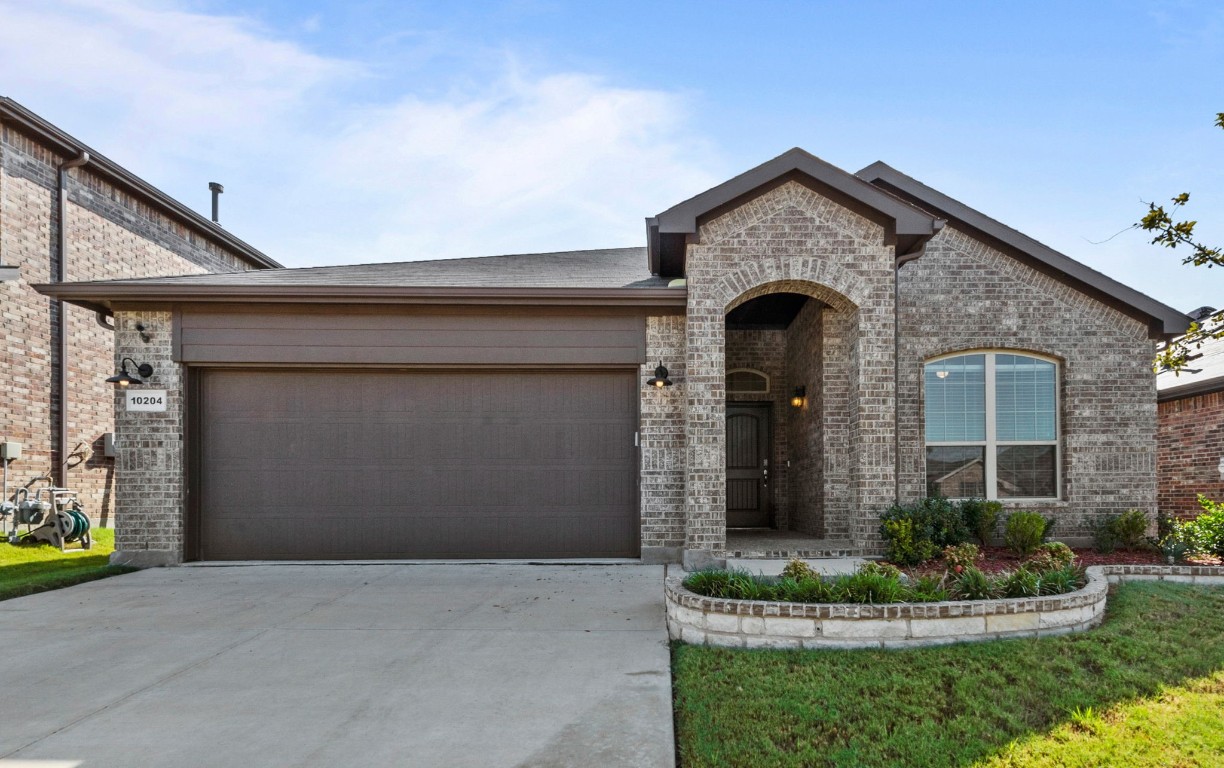 10204 Saltbrush Street Fort Worth TX 76177