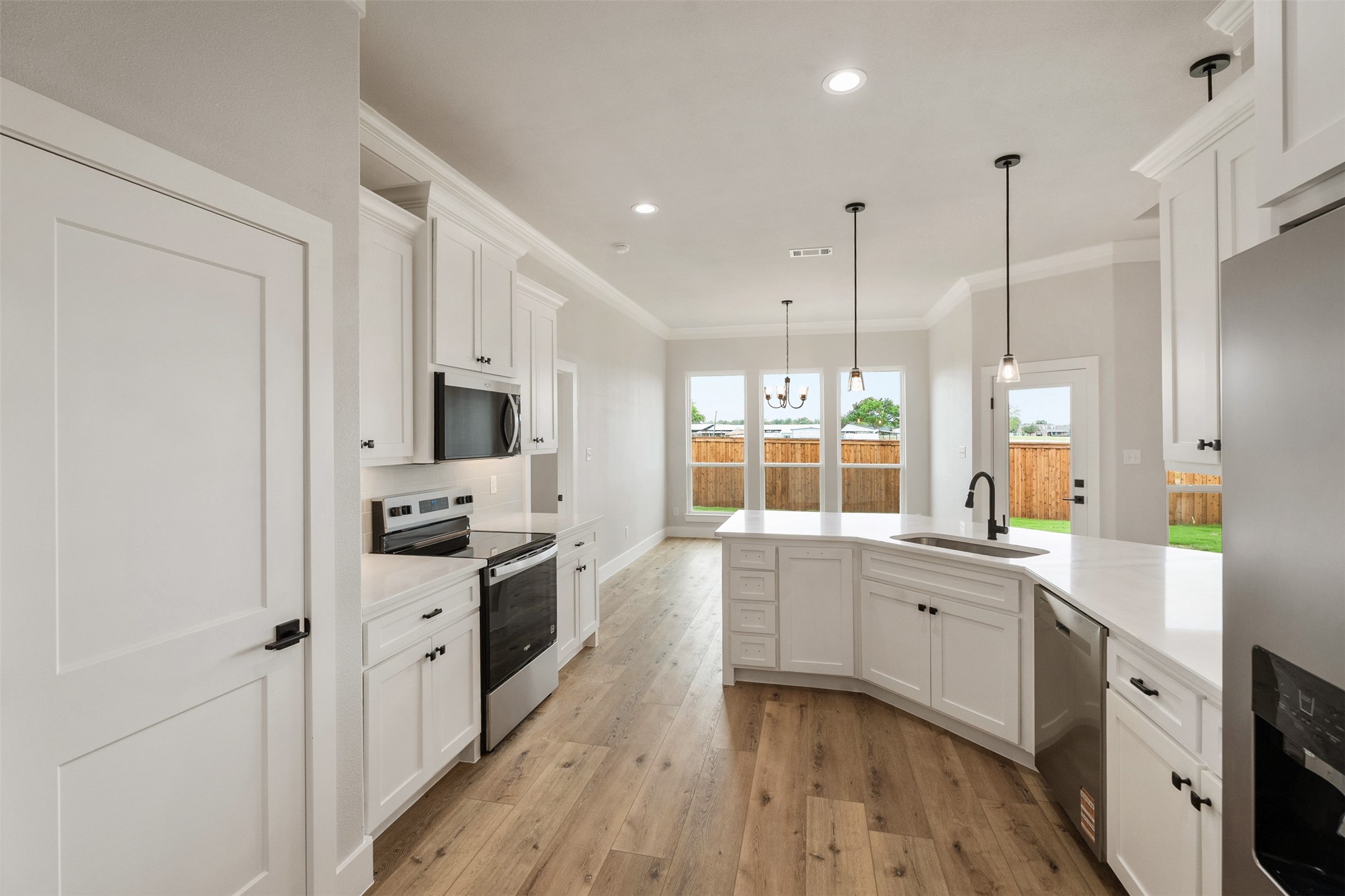 507 Limestone Circle Mabank TX 75147
