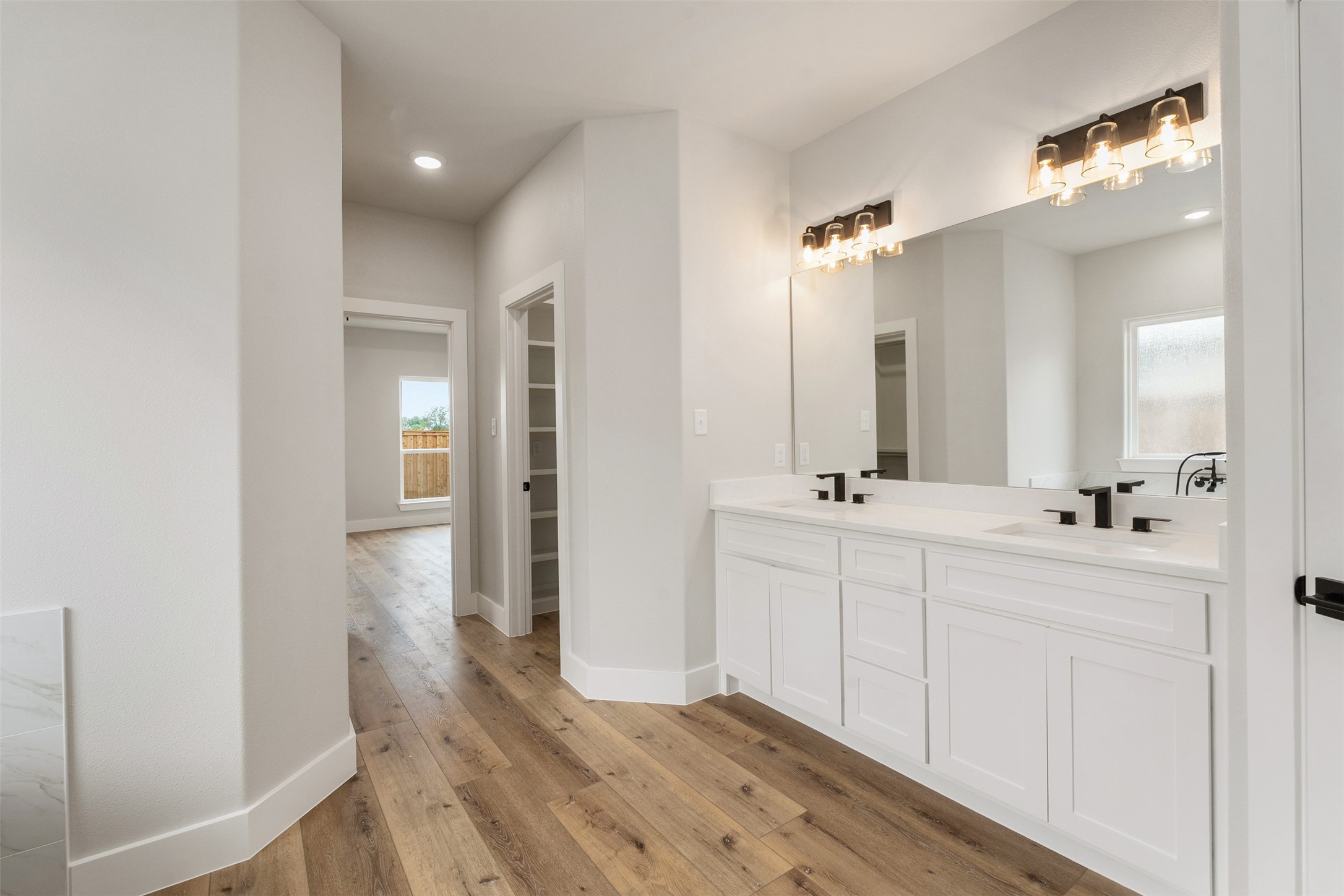 507 Limestone Circle Mabank TX 75147