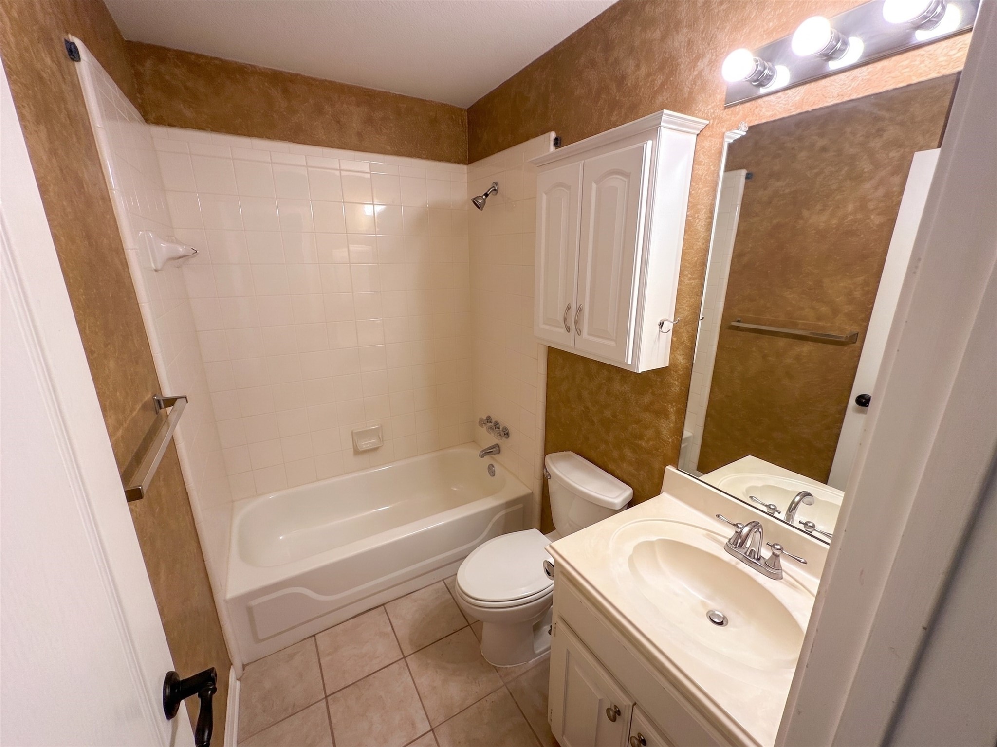 1876 Helen Lane Lewisville TX 75067