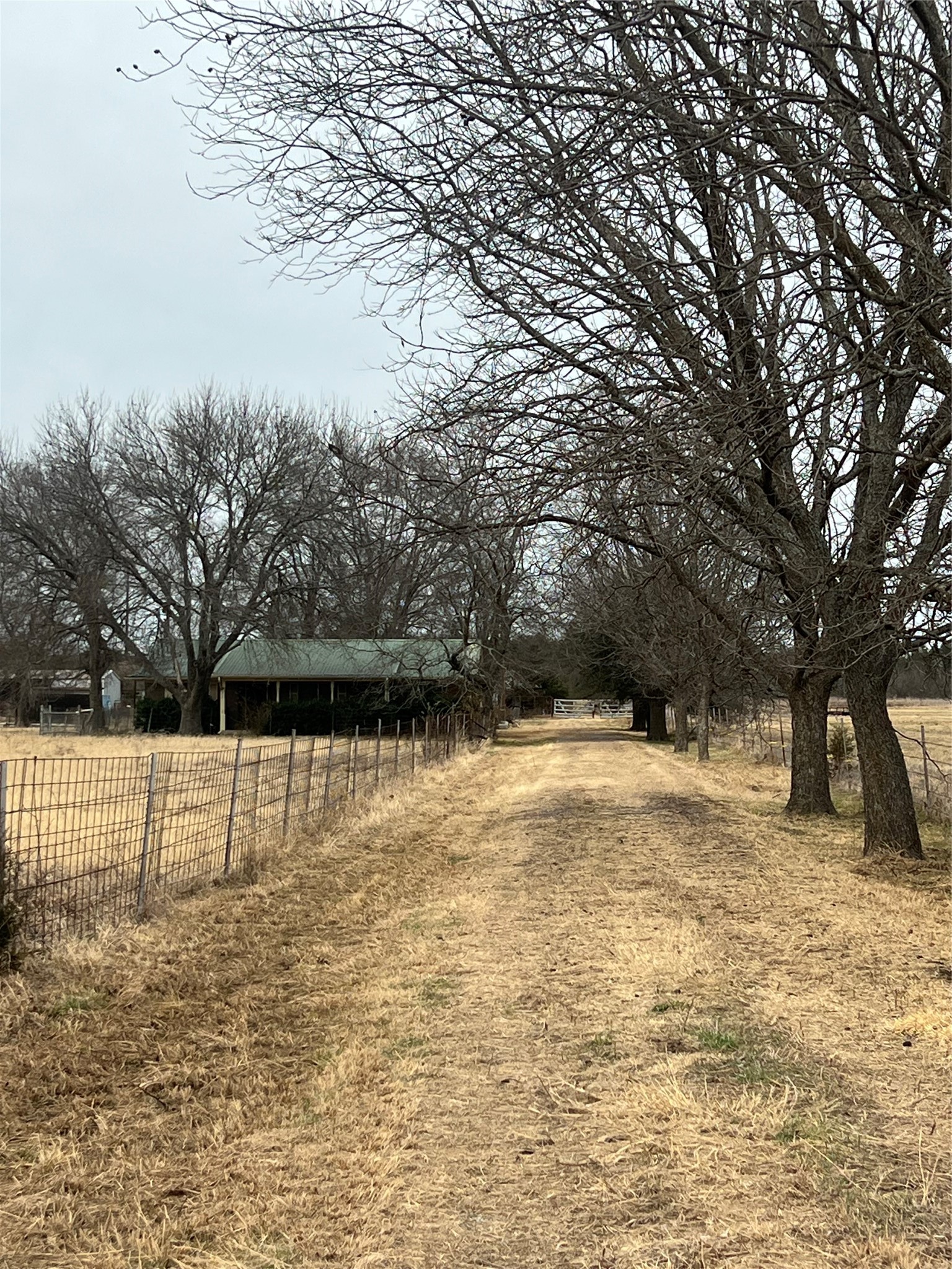 1655 E Fm 120 Denison TX 75021