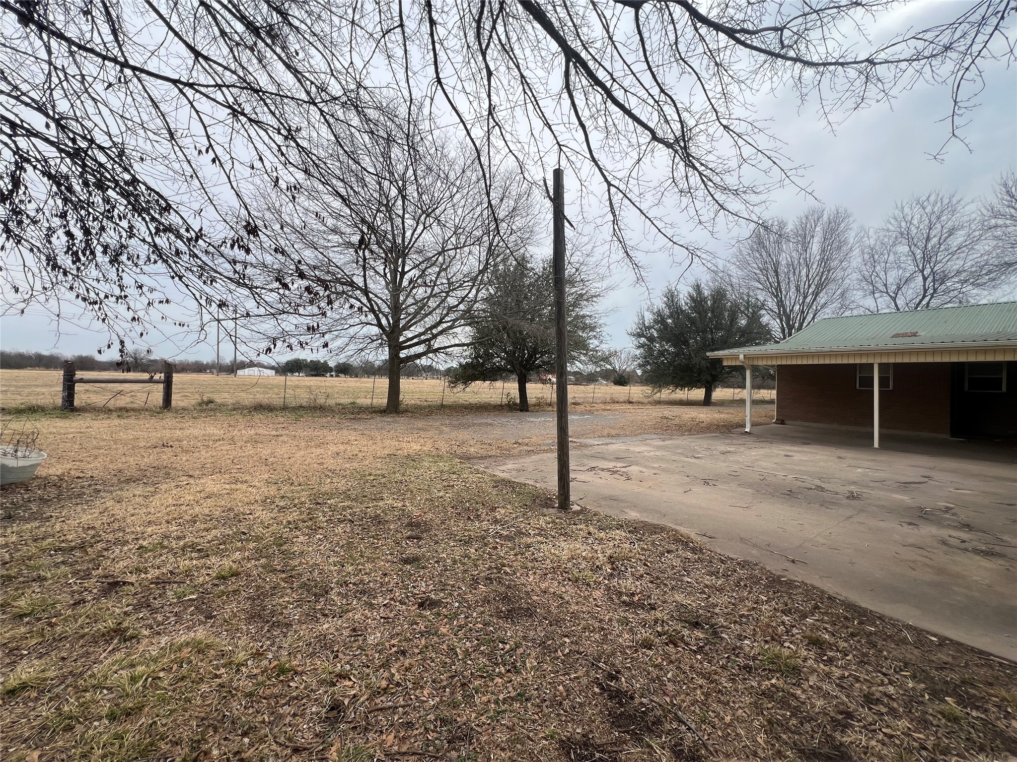 1655 E Fm 120 Denison TX 75021
