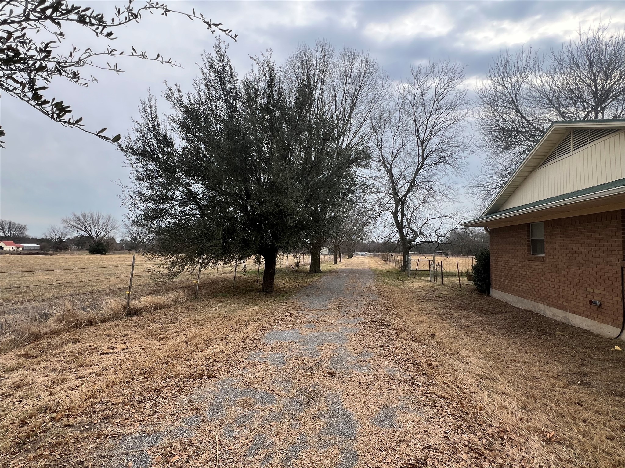 1655 E Fm 120 Denison TX 75021