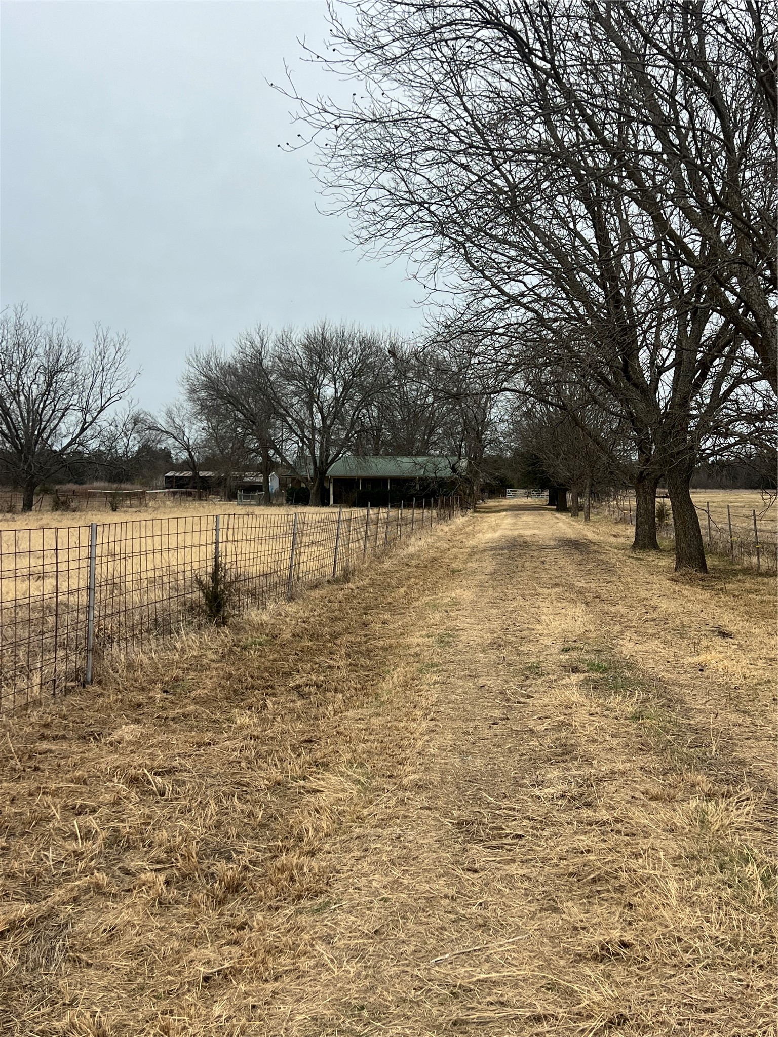 1655 E Fm 120 Denison TX 75021