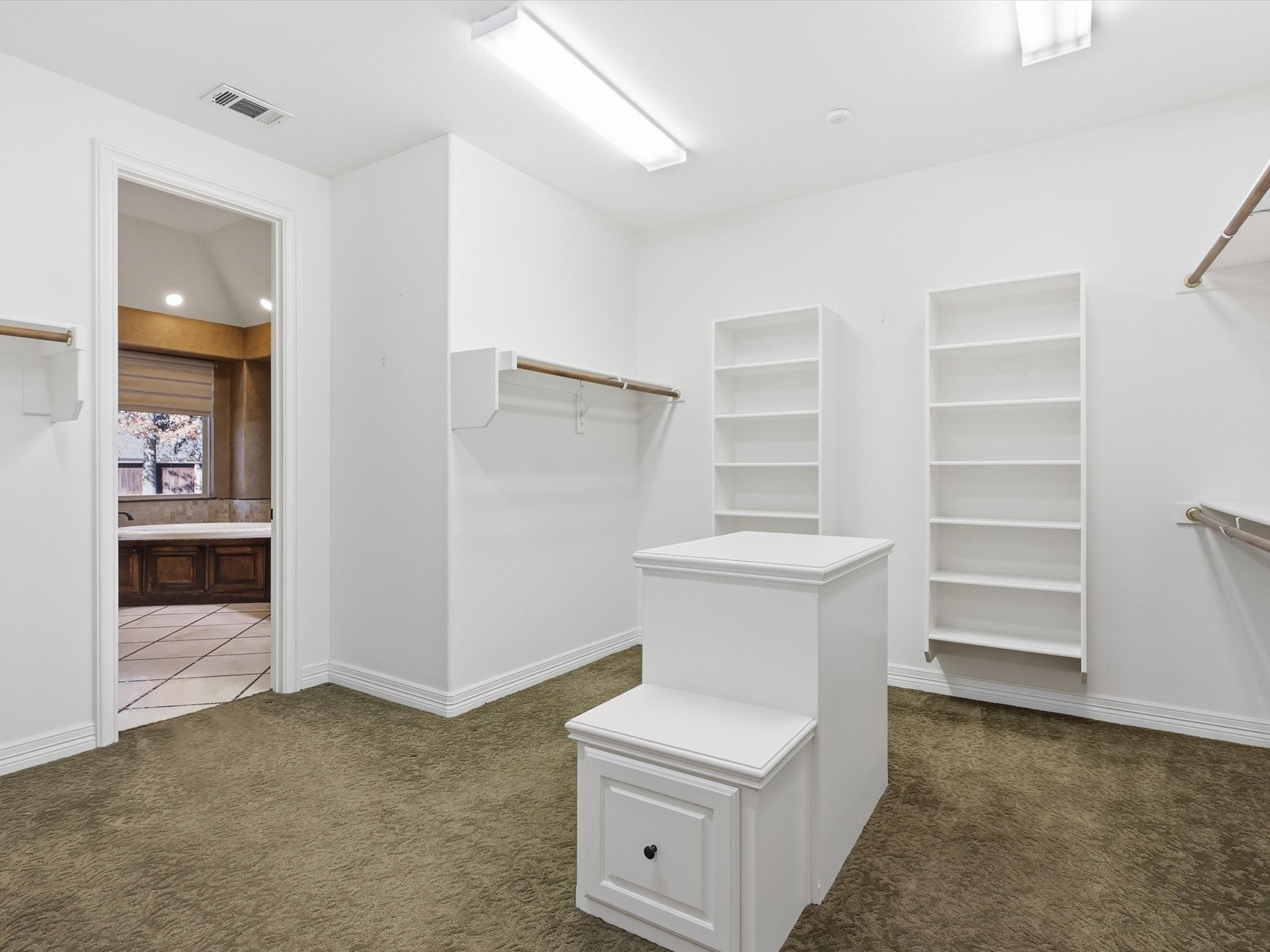 8415 Canyon Crossing Lantana TX 76226