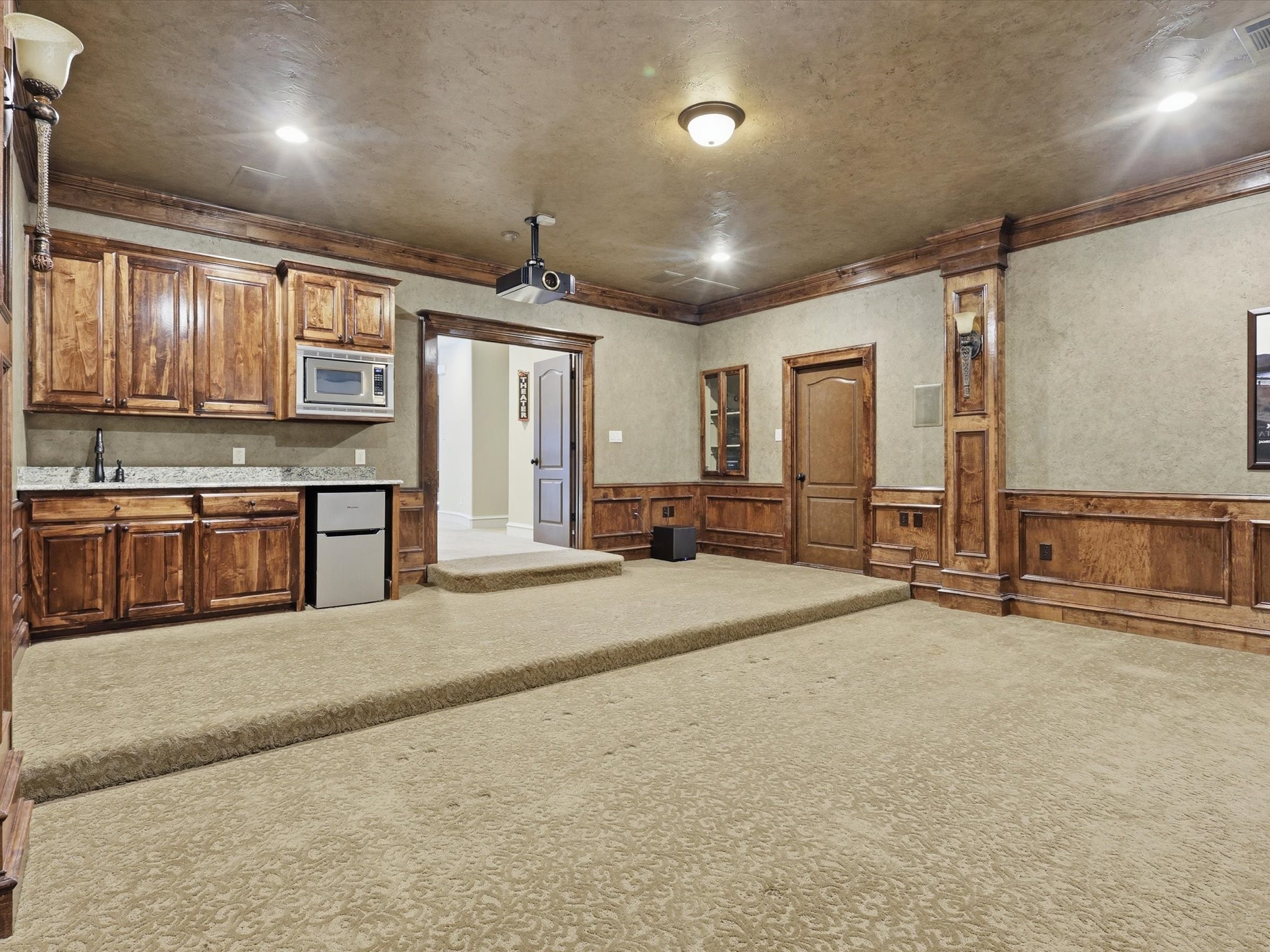 8415 Canyon Crossing Lantana TX 76226