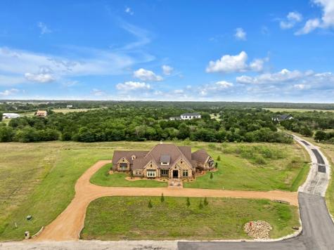 100 New Dominion Drive Royse City TX 75189