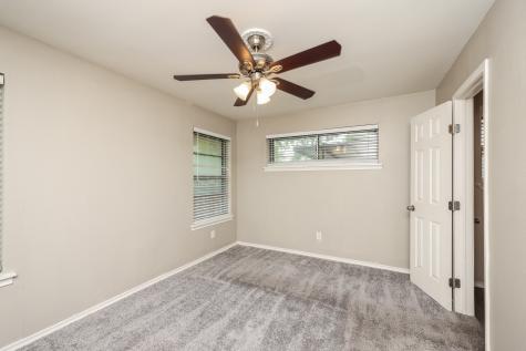 1905 Houghton Road Dallas TX 75217