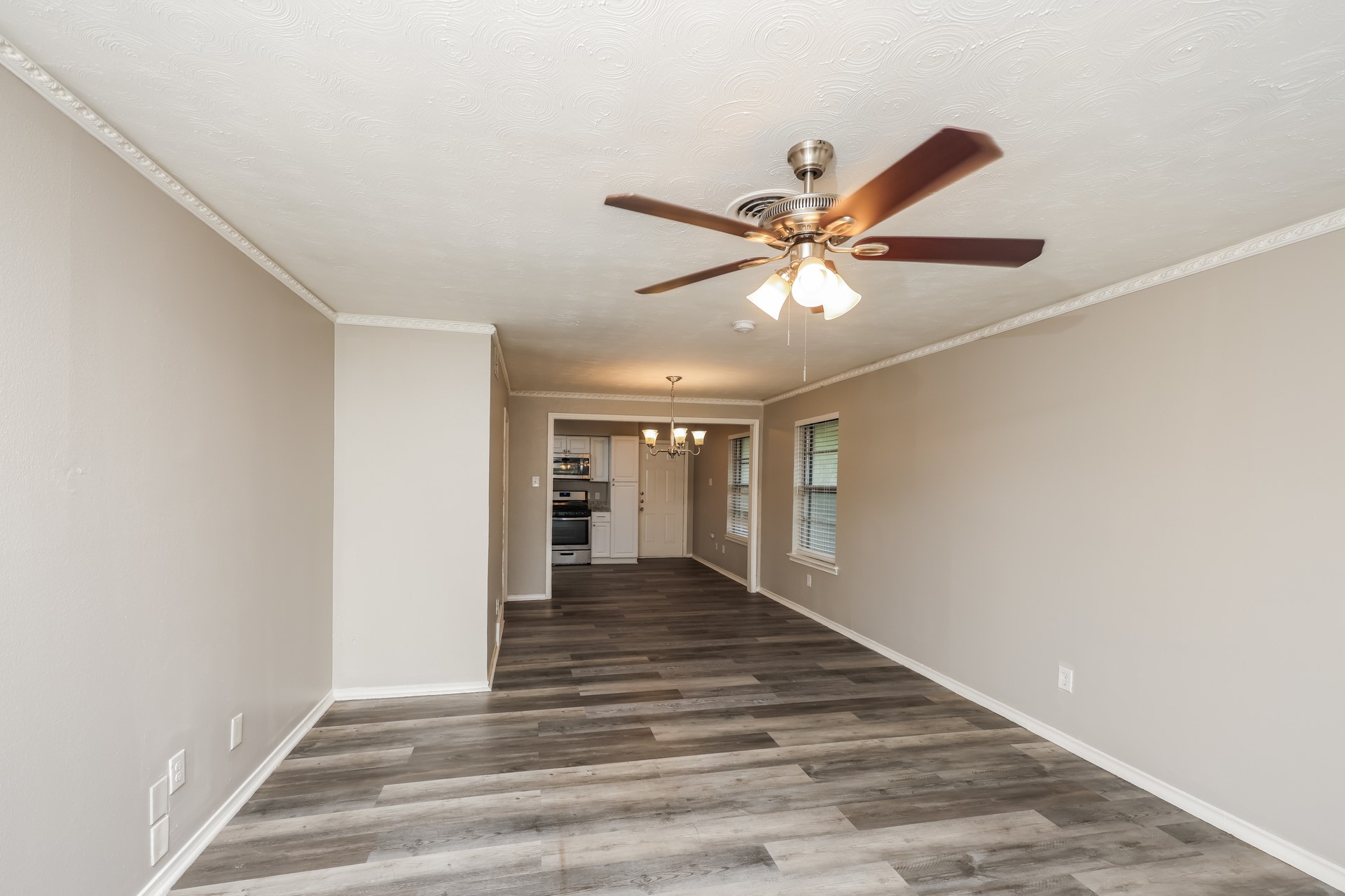 1905 Houghton Road Dallas TX 75217