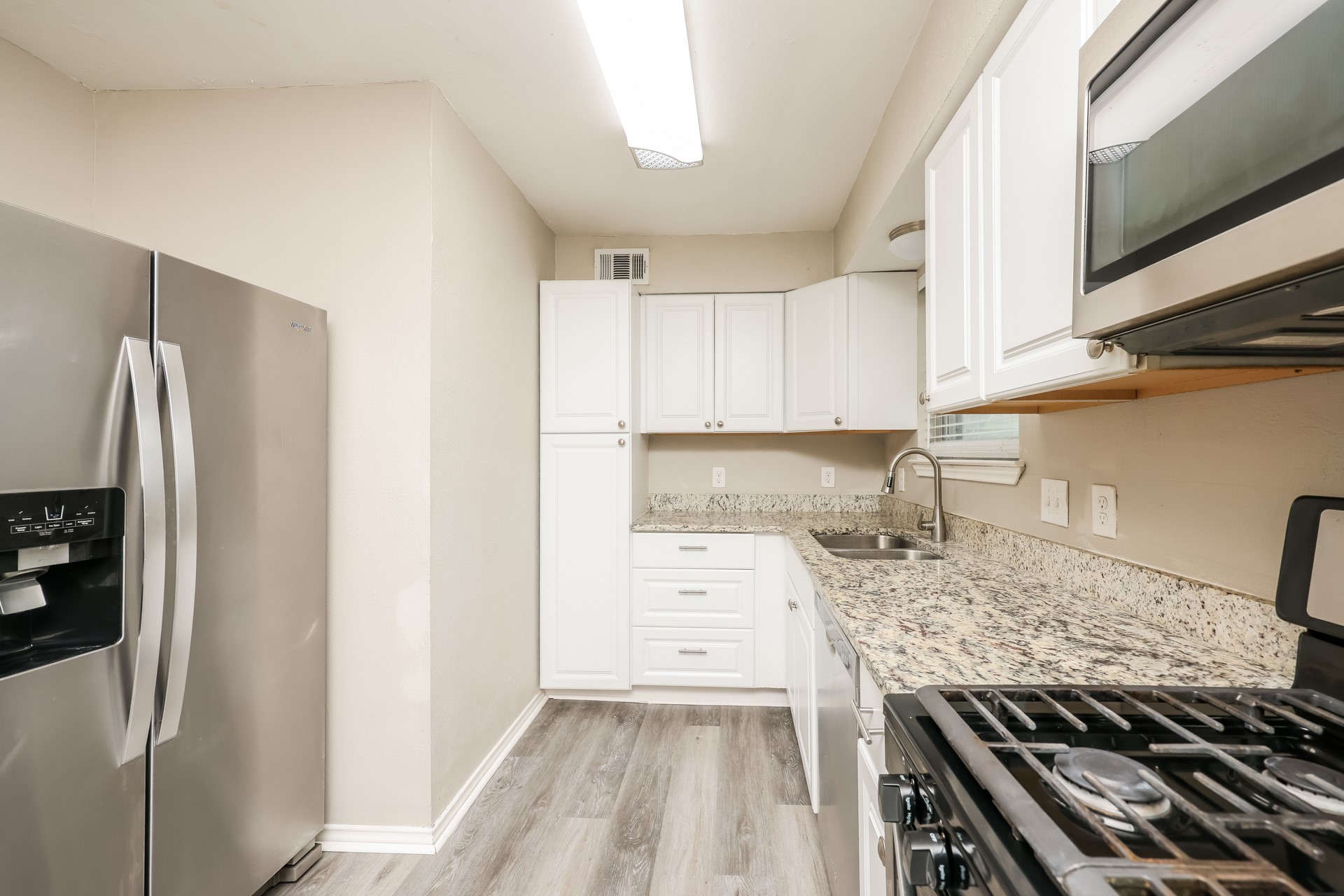 1905 Houghton Road Dallas TX 75217