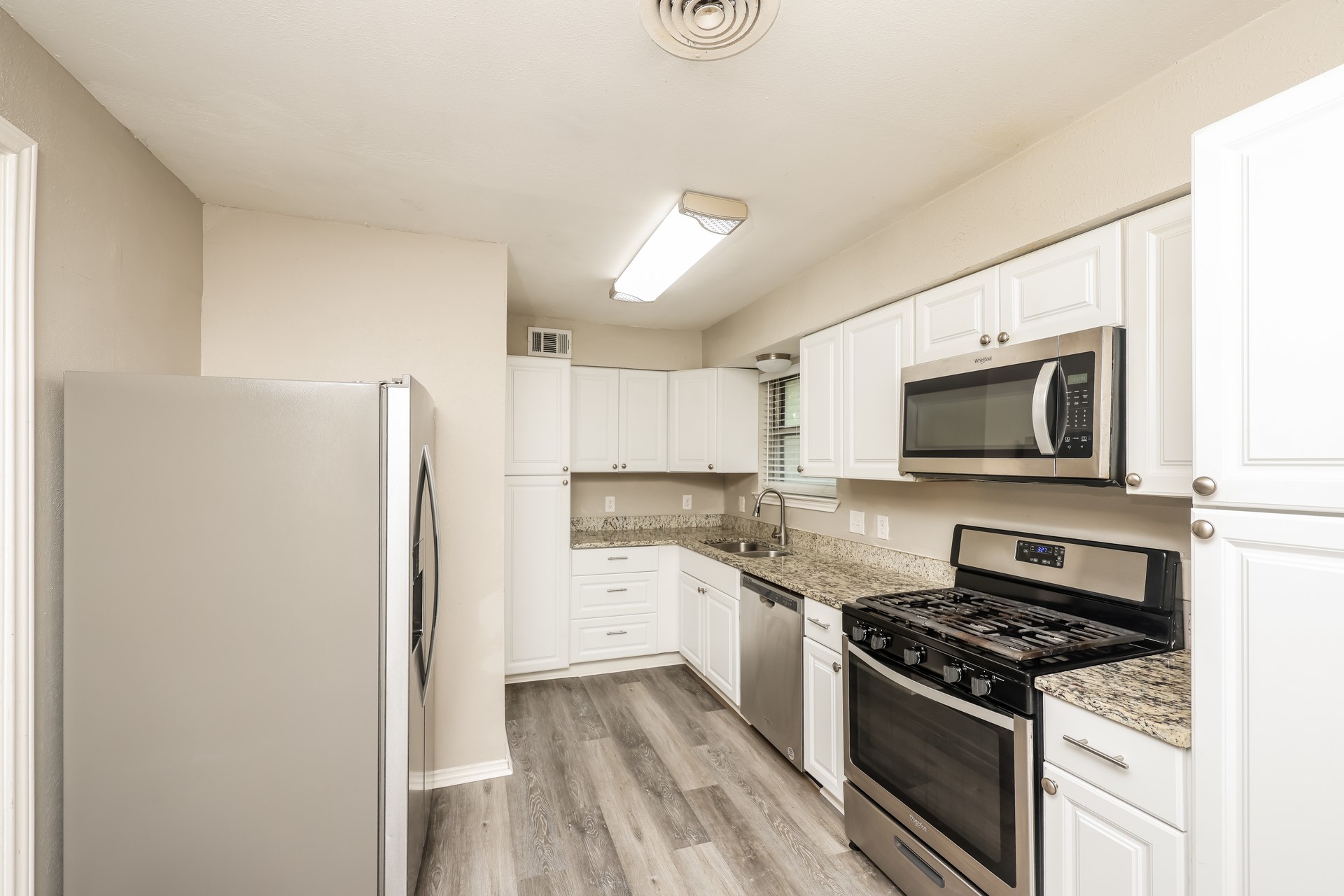 1905 Houghton Road Dallas TX 75217