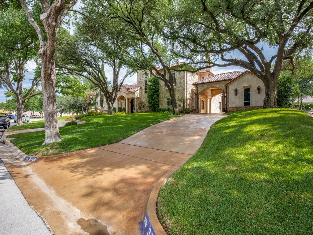 3708 Country Club Circle Fort Worth TX 76109