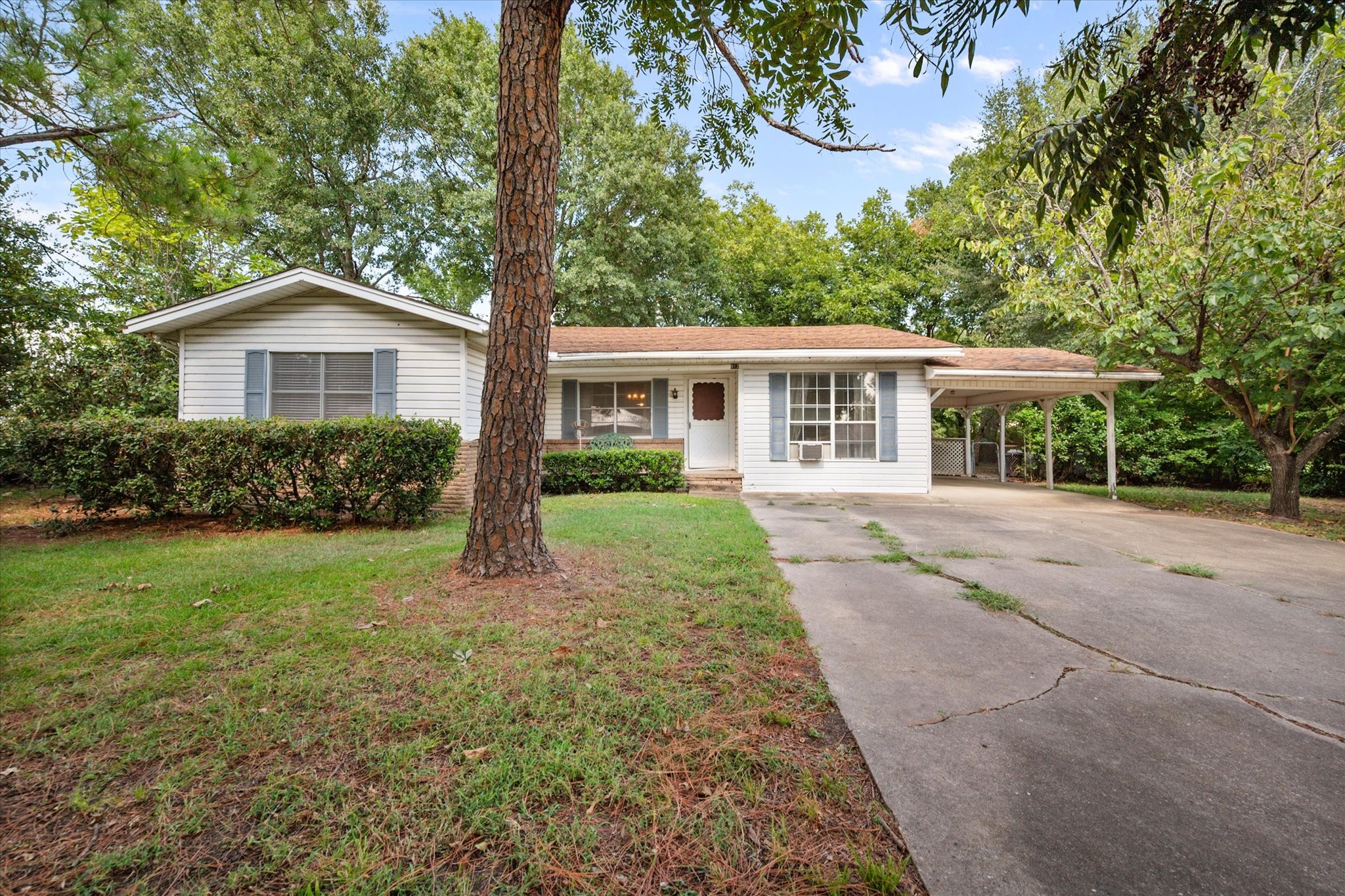 812 N Wright Avenue Kerens TX 75144