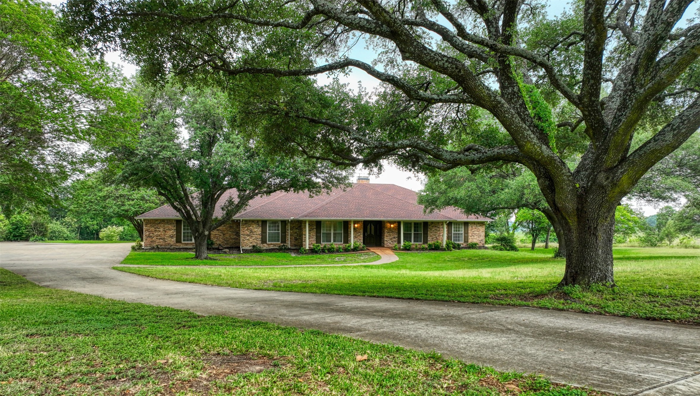 1113 Mockingbird Circle Ennis TX 75119