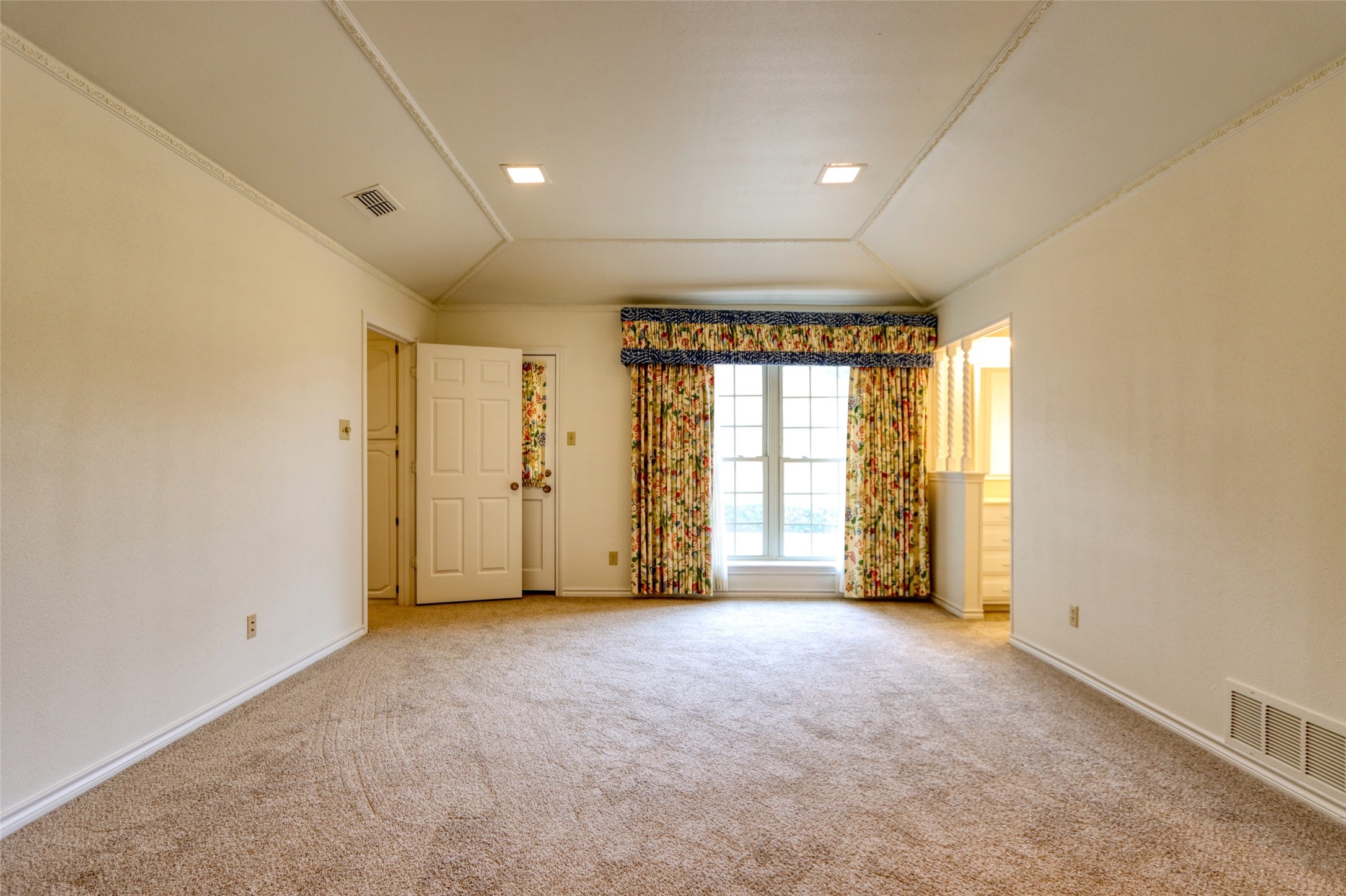 1113 Mockingbird Circle Ennis TX 75119