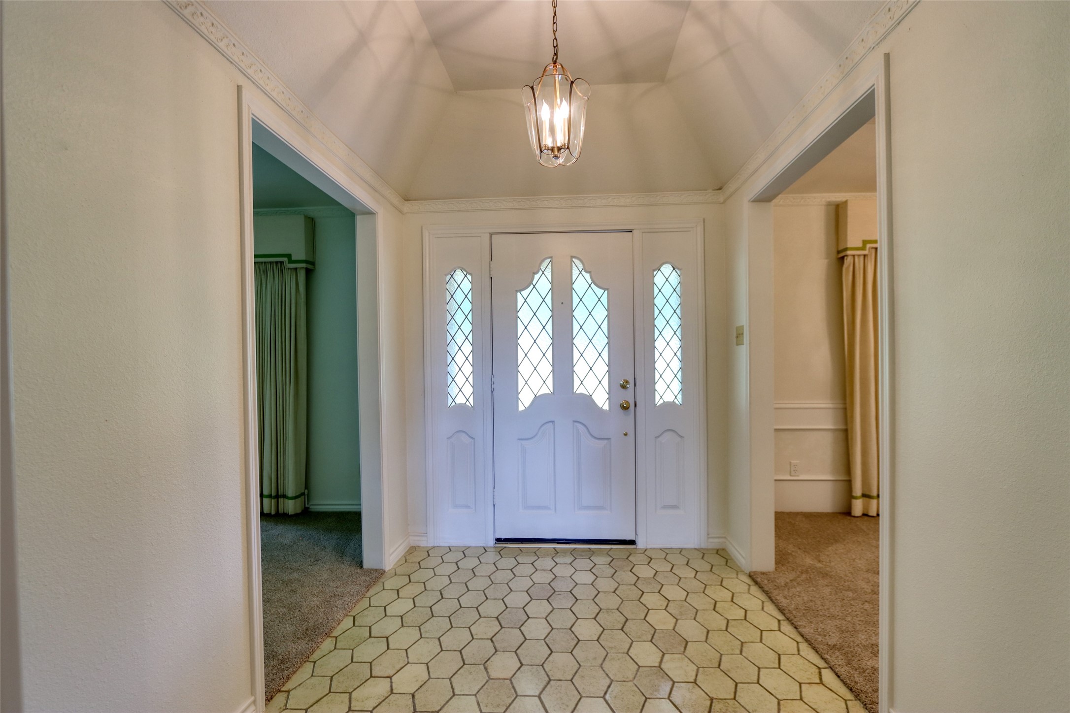 1113 Mockingbird Circle Ennis TX 75119