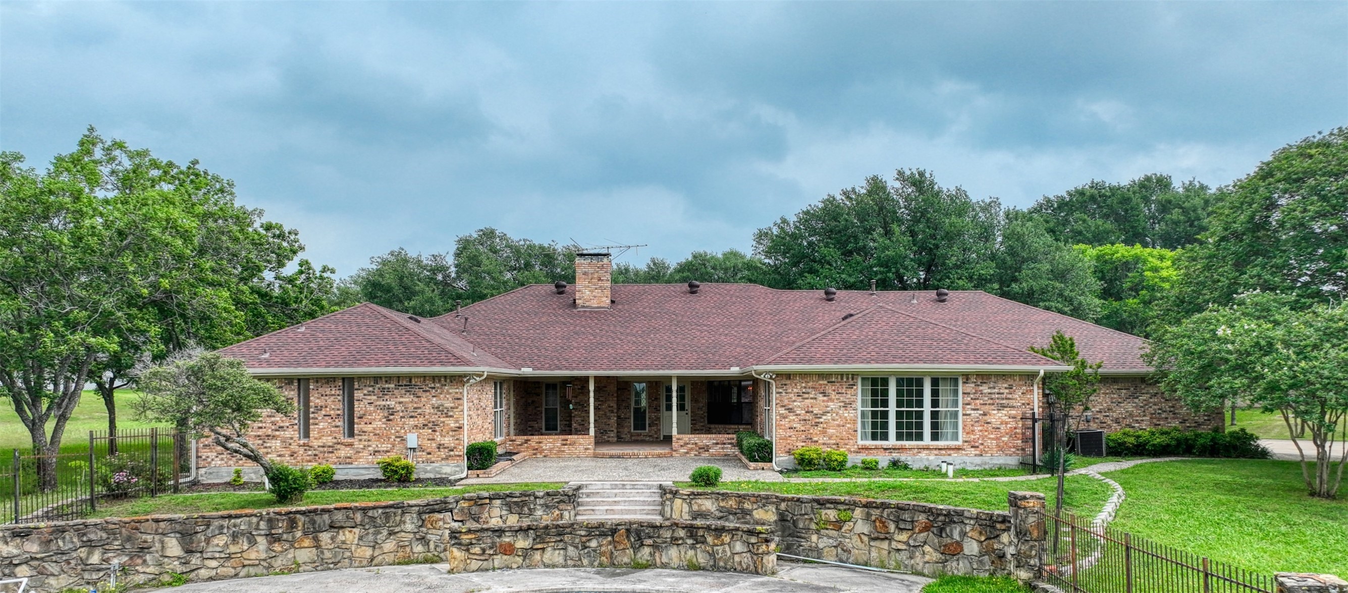 1113 Mockingbird Circle Ennis TX 75119